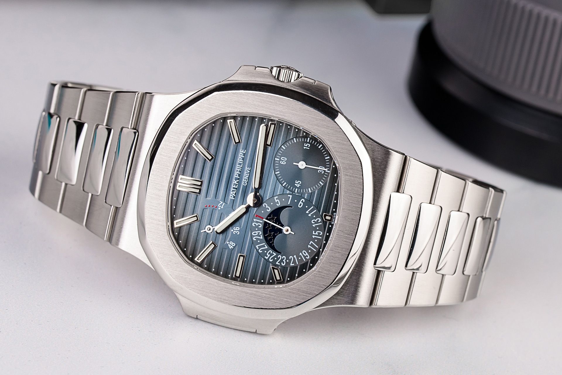 Kỳ Lân Luxury 1 1 2964a278 4600 43cd b11c ea89c8275062 Tìm hiểu top 7 thương hiệu đồng hồ sang trọng, đẳng cấp trong năm 2021