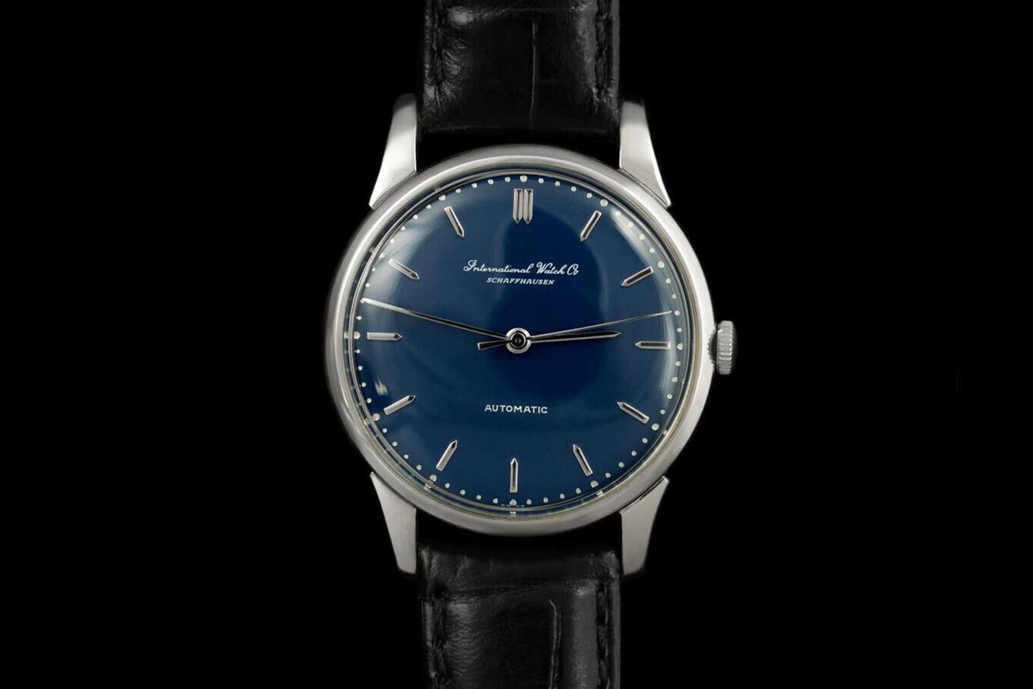 P800 khá độc đáo, vỏ của chiếc Jaeger-LeCoultre năm 1956 này mỏng một cách tuyệt vời.