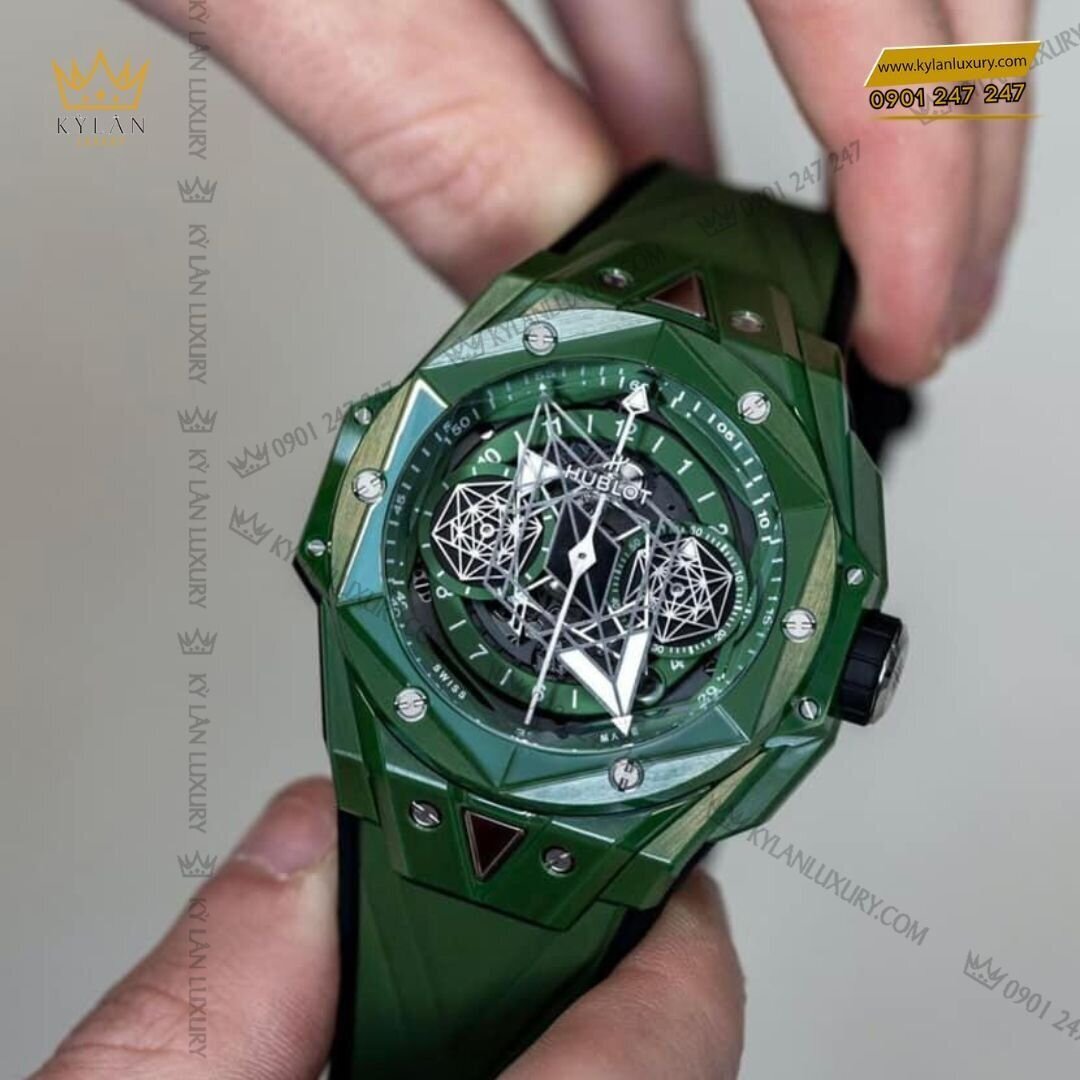 Kỳ Lân Luxury 2 89d1d172 e528 4786 9c6f b25aac9a7a64 1 Đồng hồ Hublot Big Bang Sang Bleu Ii Green Ceramic 45mm