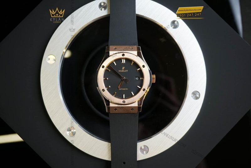 Kỳ Lân Luxury 381087219 2006795069719158 1477363942705697052 n copy 1 1 Đồng hồ Hublot Classic Fusion King Gold 42mm