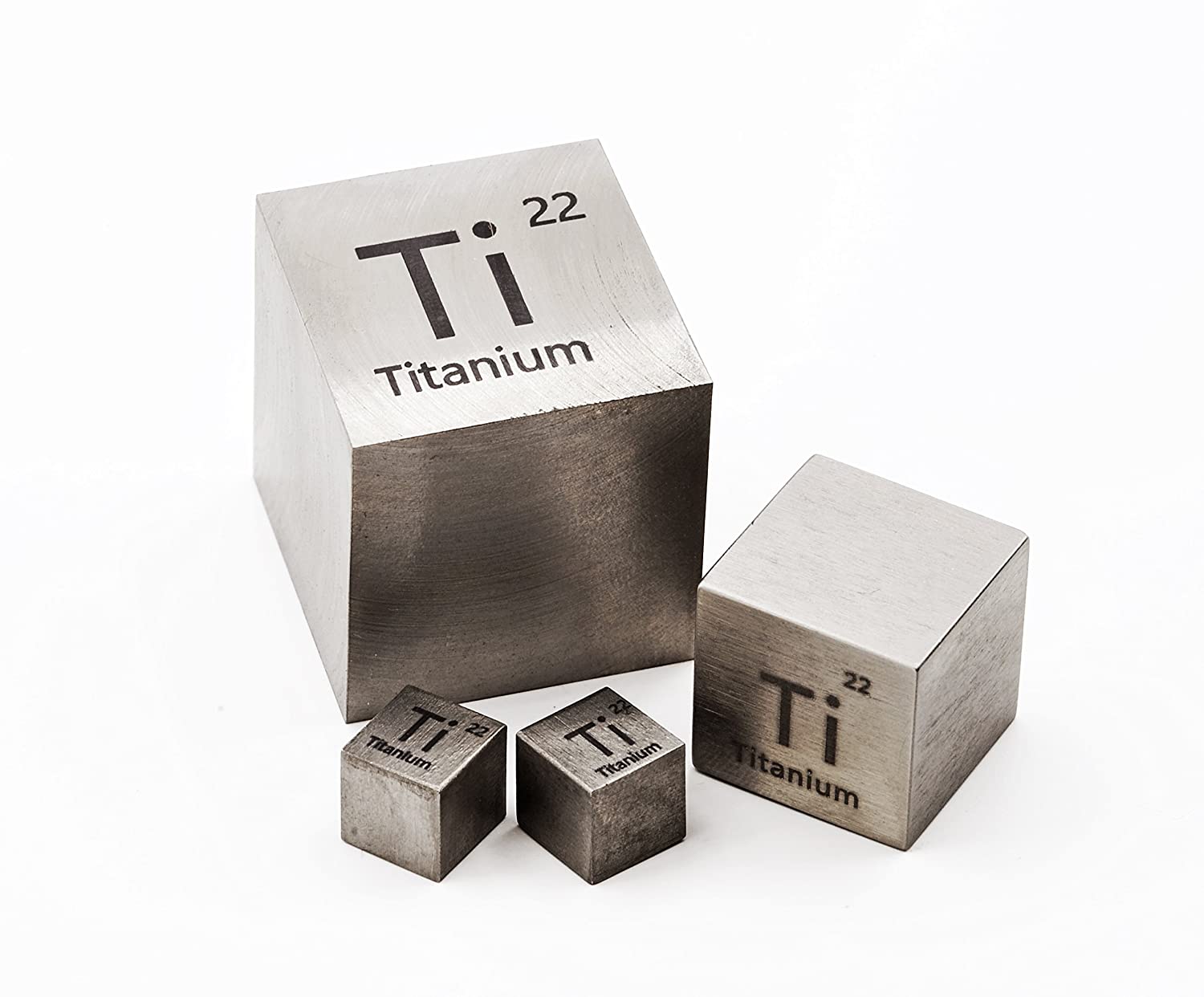 Kỳ Lân Luxury 81skxonvx7l sl1500 Titanium là gì? Tìm hiểu ứng dụng của Titanium trên đồng hồ đeo tay