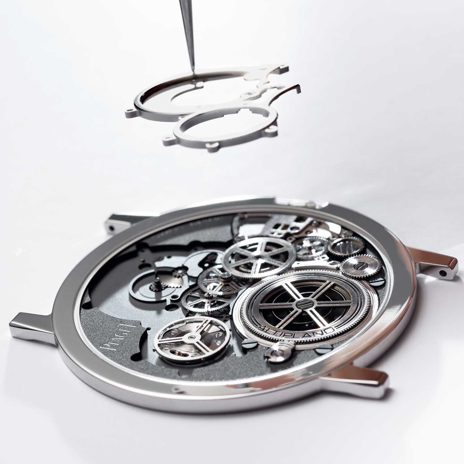 Altiplano mới của Piaget - Đồng hồ lên dây cơ học mỏng nhất trên thế giới
