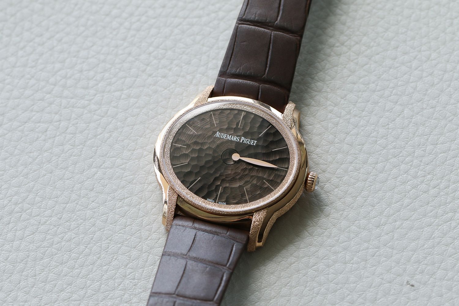 Đồng hồ Audemars Piguet Millenary Frosted Gold Philosophique