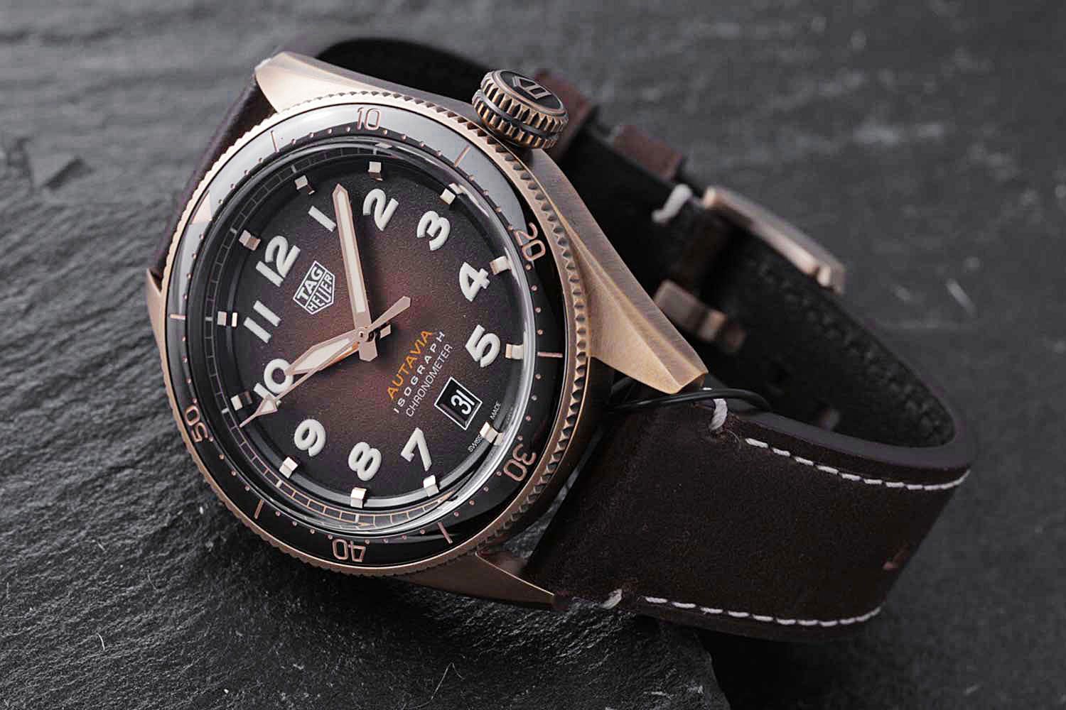 Kỳ Lân Luxury autavias ba tay lay cam hung tu co dien nhung hien dai ve mat tham my duoc phat hanh trong baselworld 2019 TAG Heuer với bộ ba Autavias để đánh dấu kỷ niệm 60 năm thành lập của Line