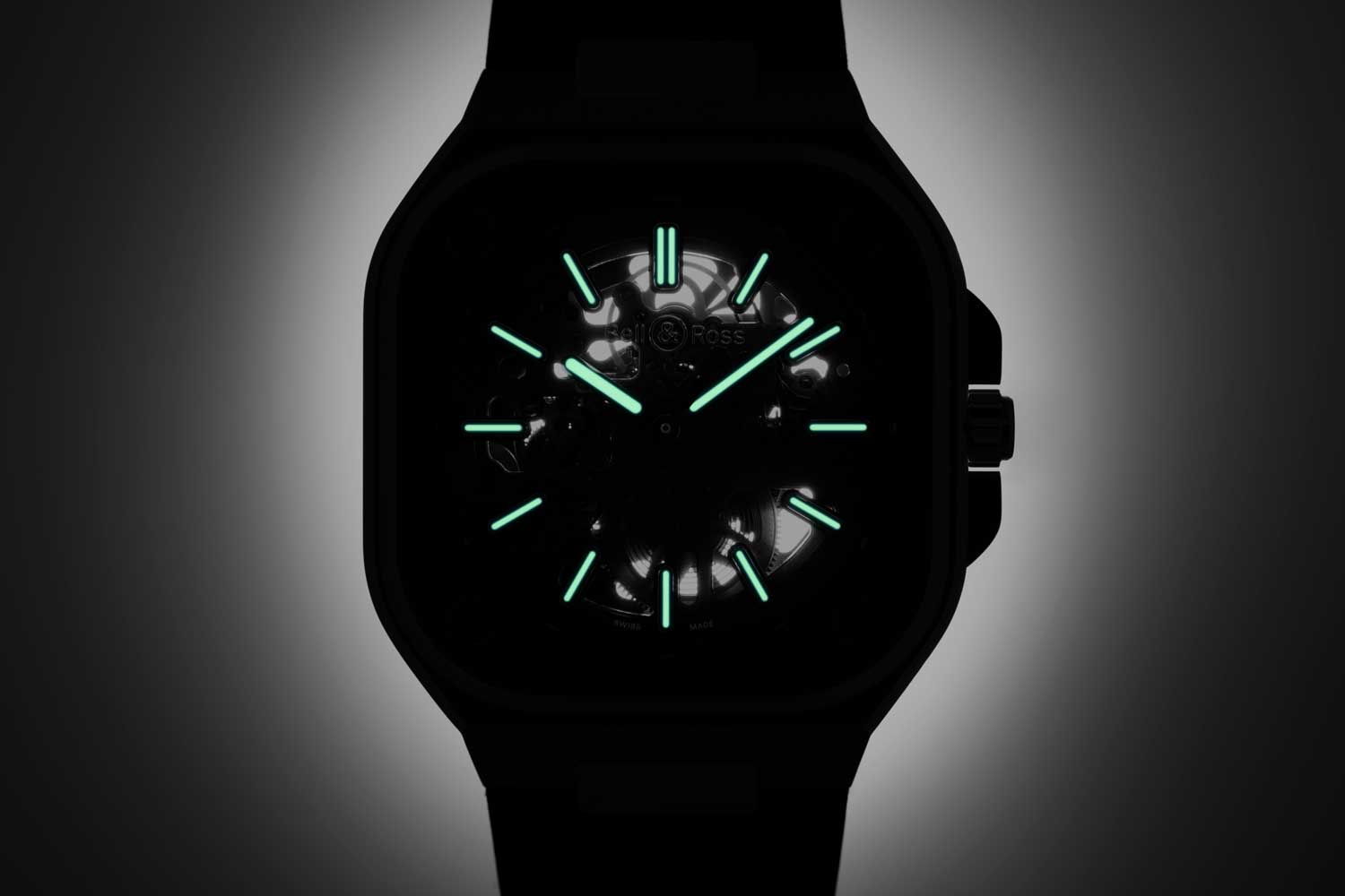 Kỳ Lân Luxury bell ross br05 skeleton nightlum net dep cua su tinh te 2 Bell & Ross BR05 Skeleton Nightlum nét đẹp của sự tinh tế