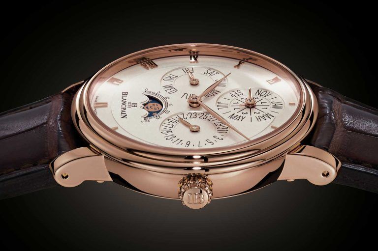 Kỳ Lân Luxury blancpain villeret quantieme perpetual chiec dong ho voi thiet ke gon gang 2 Blancpain Villeret Quantième Perpetual chiếc đồng hồ với thiết kế gọn gàng