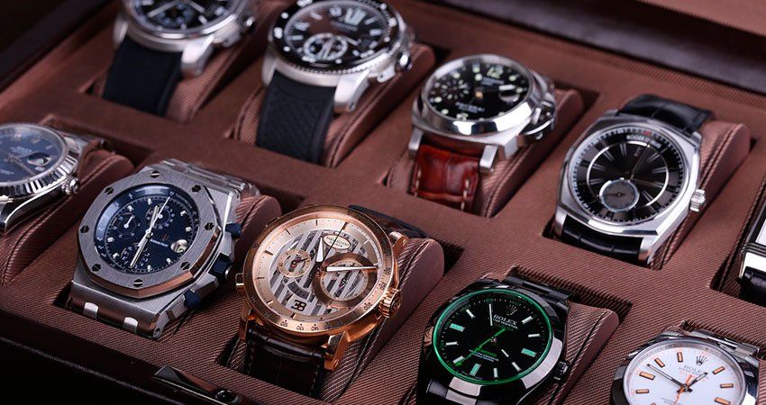 Kỳ Lân Luxury bo so dong ho fake Ảnh hưởng của dịch COVID-19 tới ngành công nghiệp đồng hồ