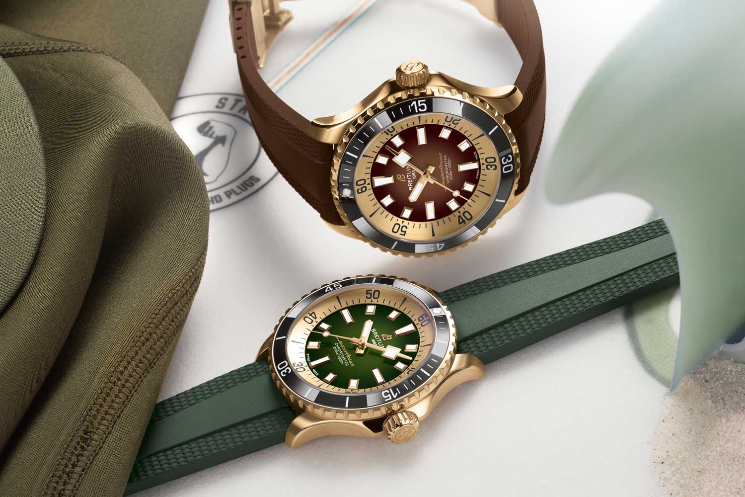 Đồng hồ Breitling SuperOcean Automatic 36mm, 44mm & 42mm