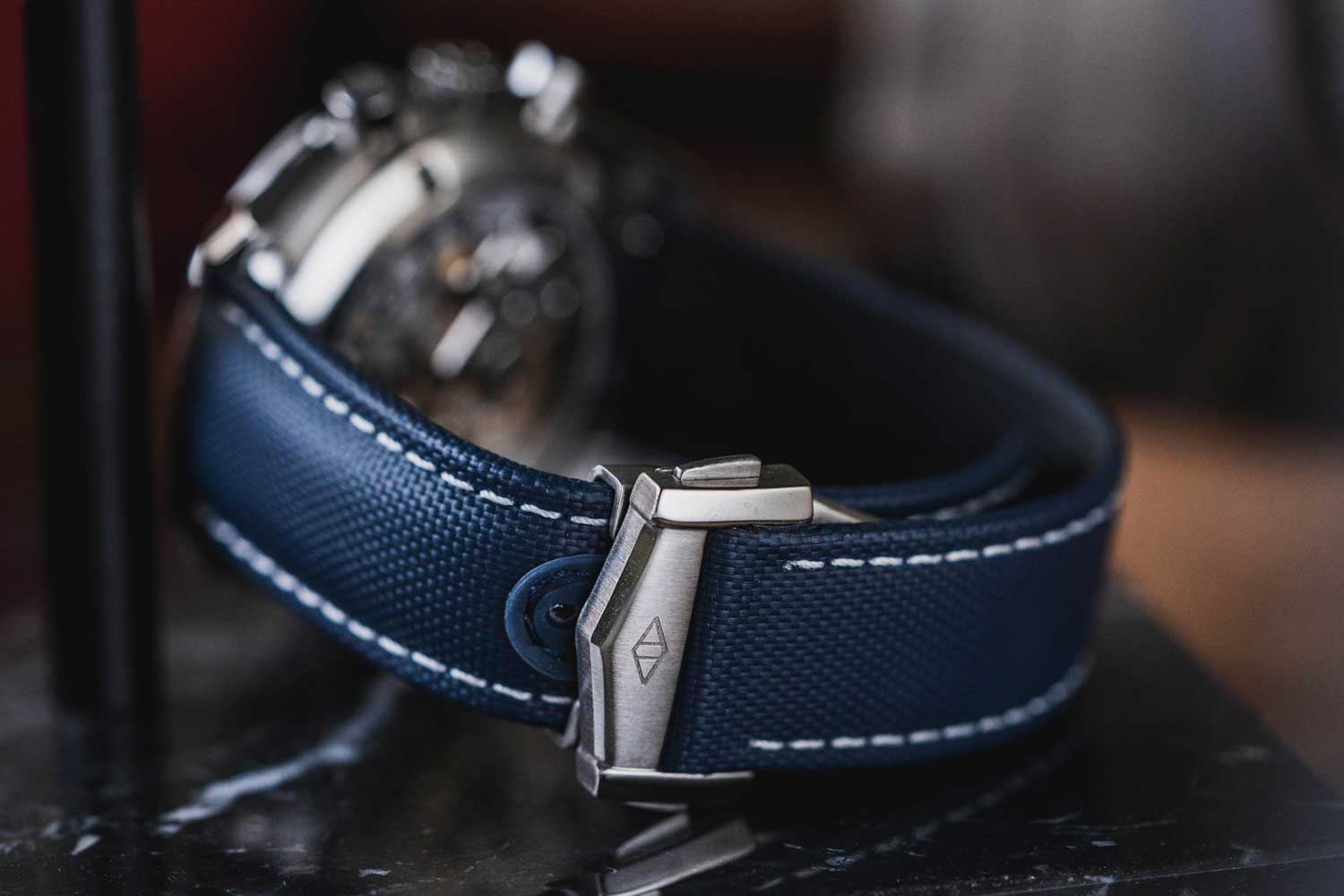 Dây đeo vải buồm Artem Loop-Less