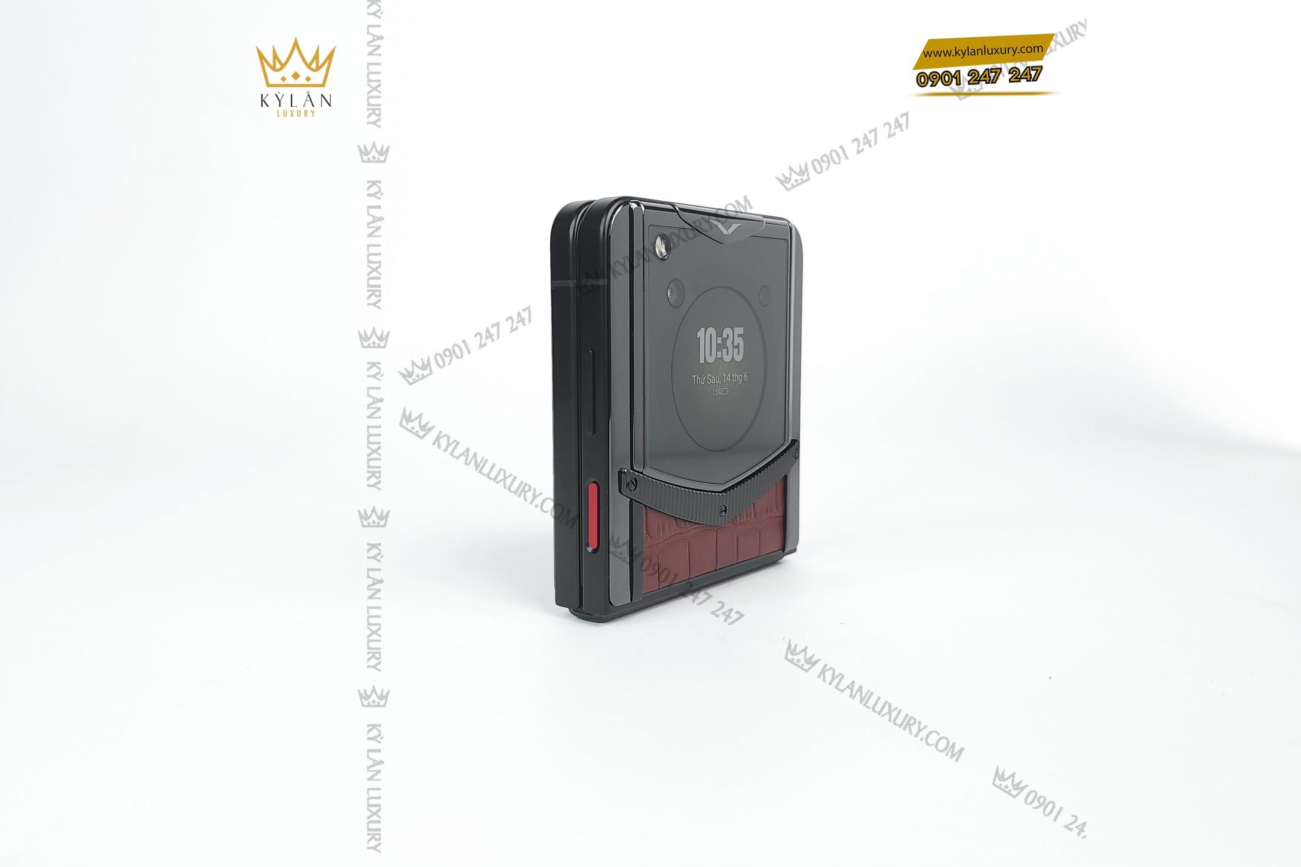 Kỳ Lân Luxury dien thoai man hinh gap vertu ironflip amber brown bes fee alligator skin 1 1 scaled Điện thoại màn hình gập Vertu Ironflip Amber Brown Bes Fee Alligator Skin