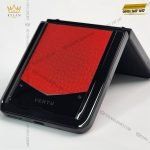 Kỳ Lân Luxury dien thoai man hinh gap vertu ironflip raspberry red calfskin 12 scaled 1 Điện thoại màn hình gập Vertu Ironflip Raspberry Red Calfskin