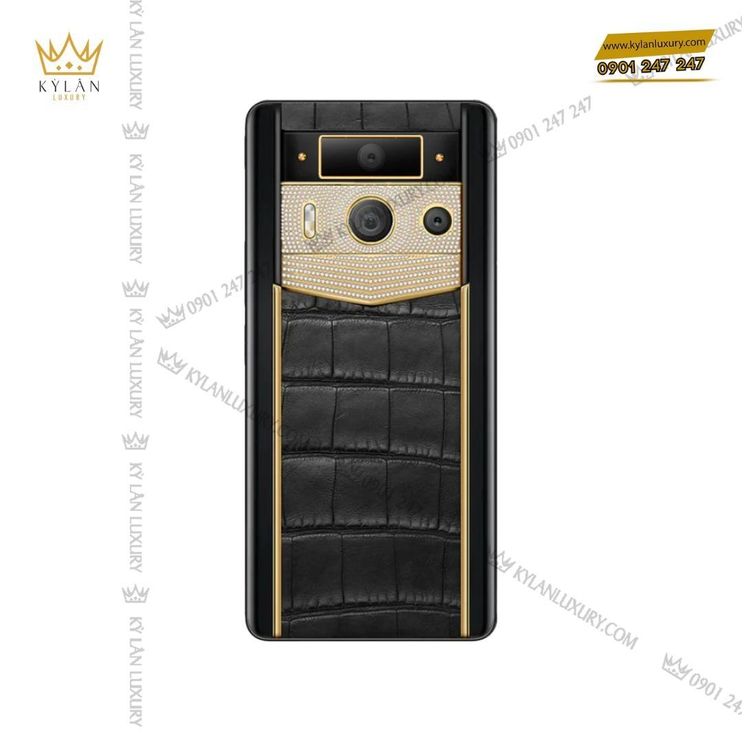 Kỳ Lân Luxury dien thoai metavertu 2 luxury custom made gold plain weave with diamond alligator skin web3 ai phone black 1 Điện Thoại Metavertu 2 Luxury Custom-Made Gold Plain Weave With Diamond Alligator Skin Web3 Ai Phone – Black