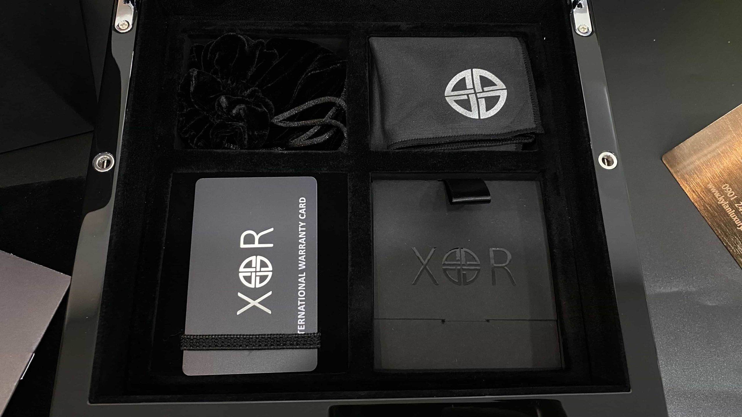 Kỳ Lân Luxury dien thoai sieu sang trong sieu bao mat xor titanium 40 scaled CHIÊM NGƯỠNG CÁC MẪU ĐIỆN THOẠI SIÊU SANG TRỌNG, SIÊU BẢO MẬT XOR TITANIUM TẠI KỲ LÂN LUXRY