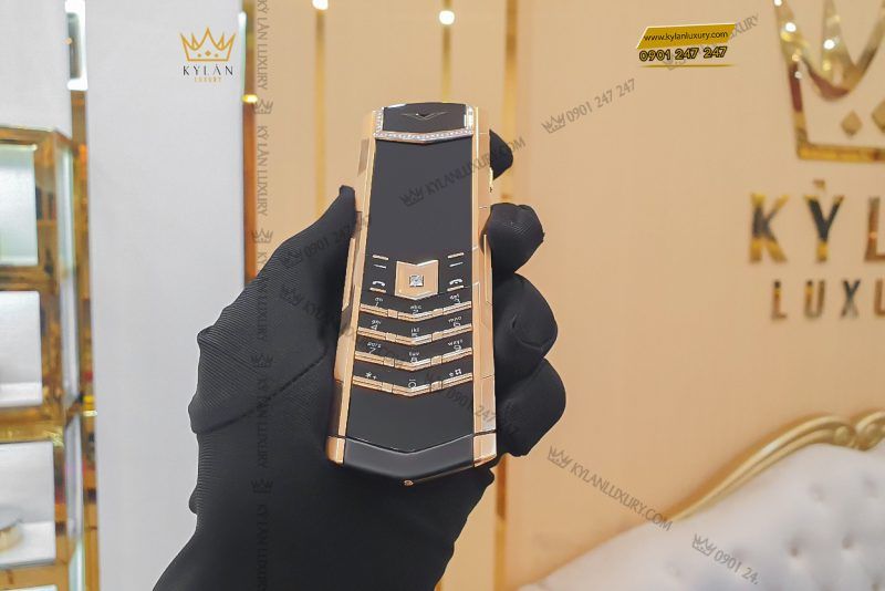 Kỳ Lân Luxury dien thoai vertu signature s gold ziczac mix diamond 11 2 1 Điện thoại Vertu Signature S Gold Ziczac Mix Diamond