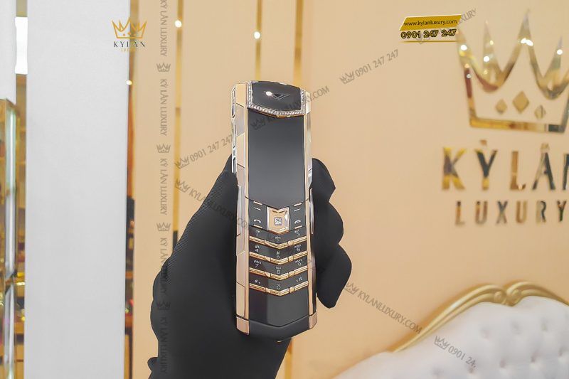 Kỳ Lân Luxury dien thoai vertu signature s gold ziczac mix diamond 6 2 1 Điện thoại Vertu Signature S Gold Ziczac Mix Diamond