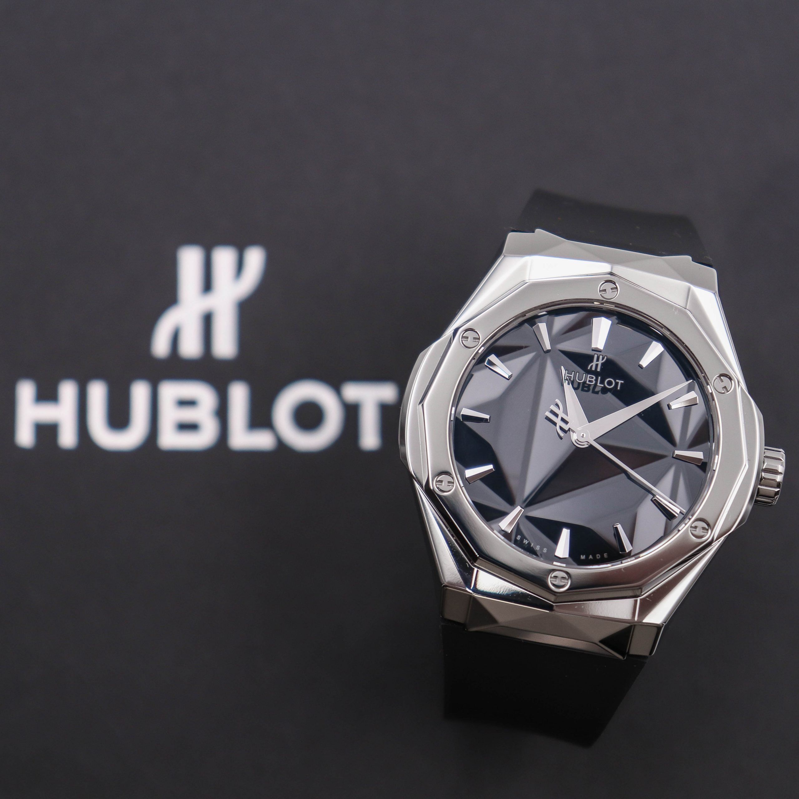 Kỳ Lân Luxury do ng ho hublot classic fusion orlinski titanium 40mm 550 ns 1800 rx orl19 10 scaled Đồng Hồ Hublot Classic Fusion Orlinski Titanium 40mm 550.NS.1800.RX.ORL19