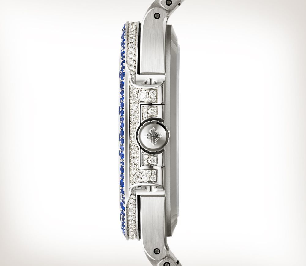Đồng hồ Patek Philippe 7118/1451G - NAUTILUS