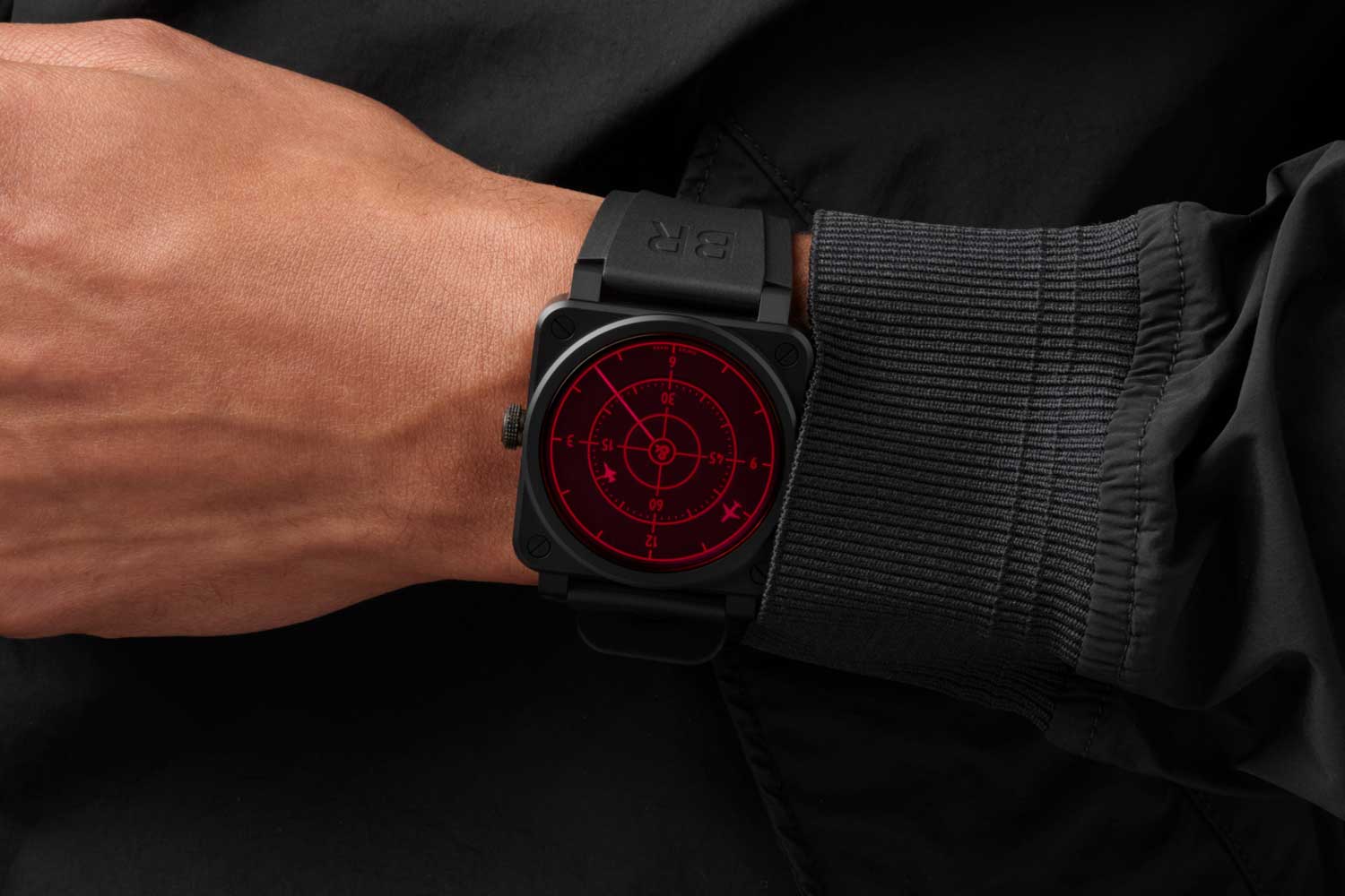Kỳ Lân Luxury dong ho bell ross br03 92 red radar ceramic 7 Đồng hồ Bell & Ross BR03-92 Red Radar Ceramic