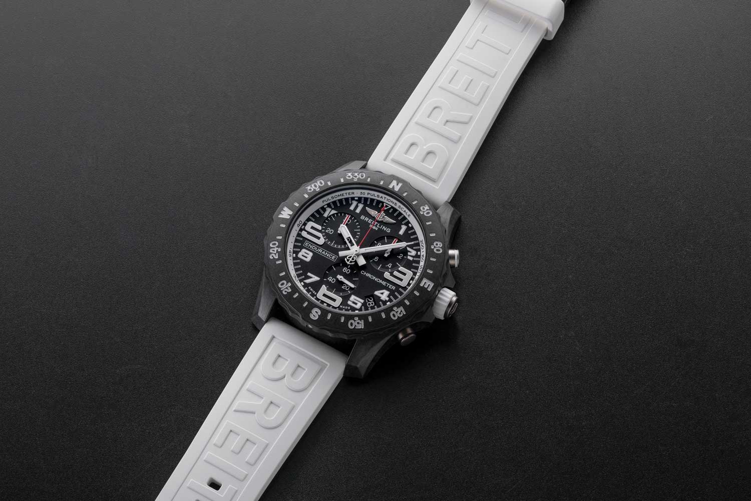 Đồng hồ thể thao Breitling Endurance Pro