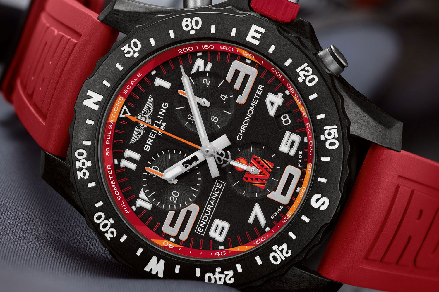 Đồng hồ Breitling Endurance Pro IRONMAN 2024