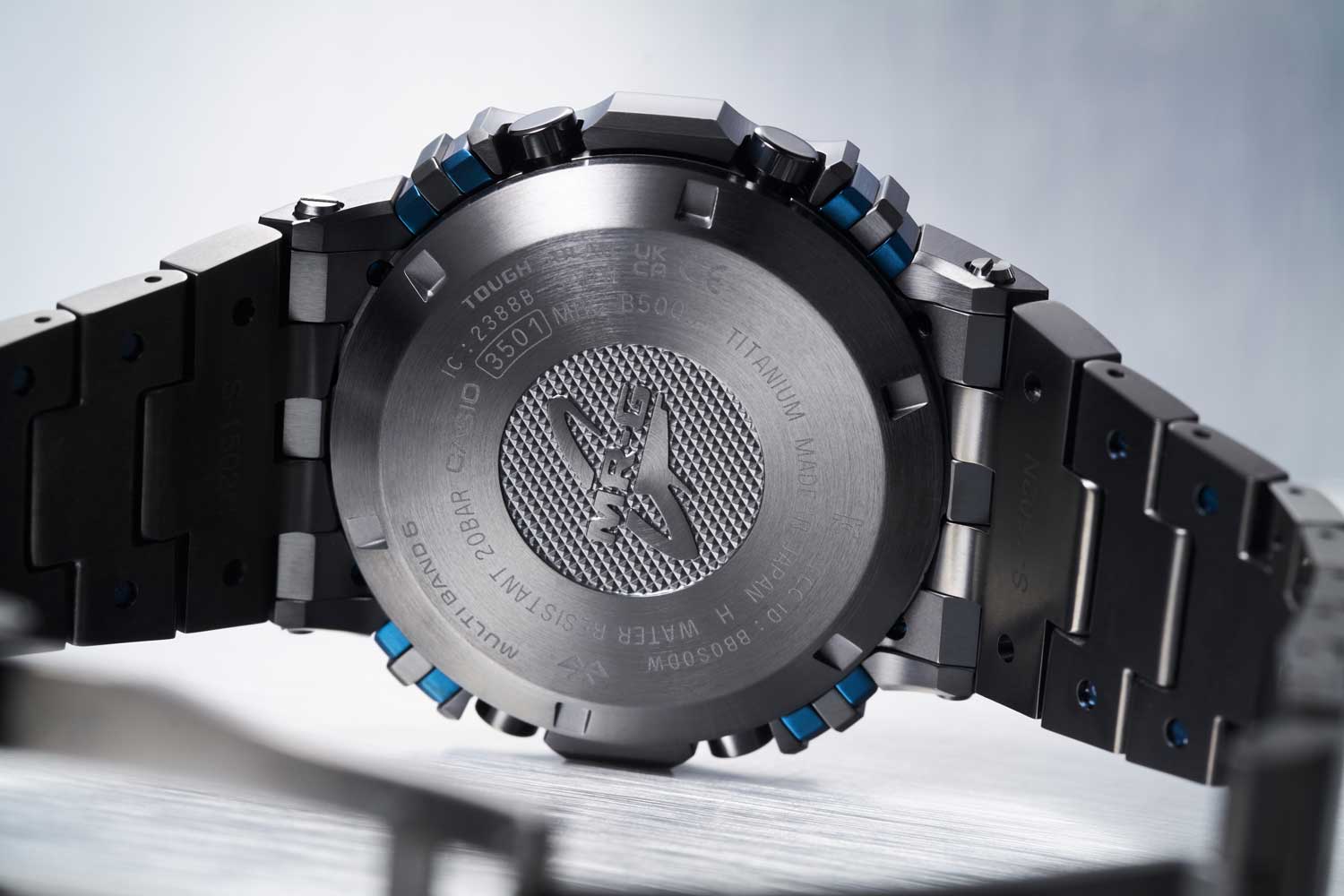Đồng hồ Casio G-SHOCK MRG-B5000BA-1 Ao-zumi