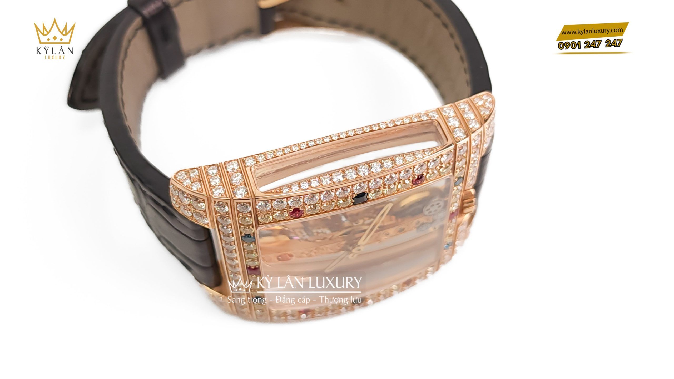 Kỳ Lân Luxury dong ho corum golden bridge 5 scaled Đồng hồ Corum Golden Bridge