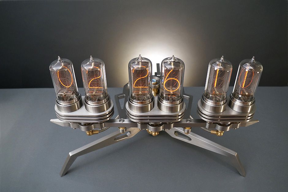 Kỳ Lân Luxury dong ho frank buchwald nixie machine iii 3 Đồng hồ Frank Buchwald Nixie Machine III
