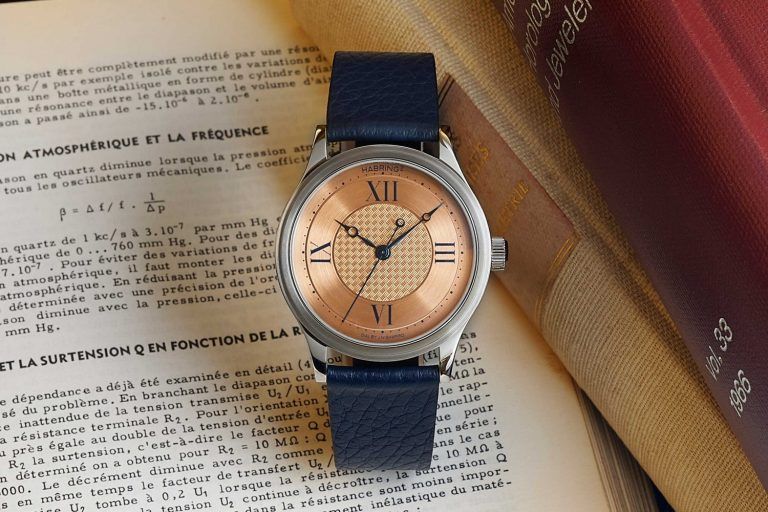 Kỳ Lân Luxury dong ho habring2 x massena lab erwin lab03 phong cach co dien 1 Đồng hồ Habring2 x Massena LAB ERWIN LAB03 phong cách cổ điển