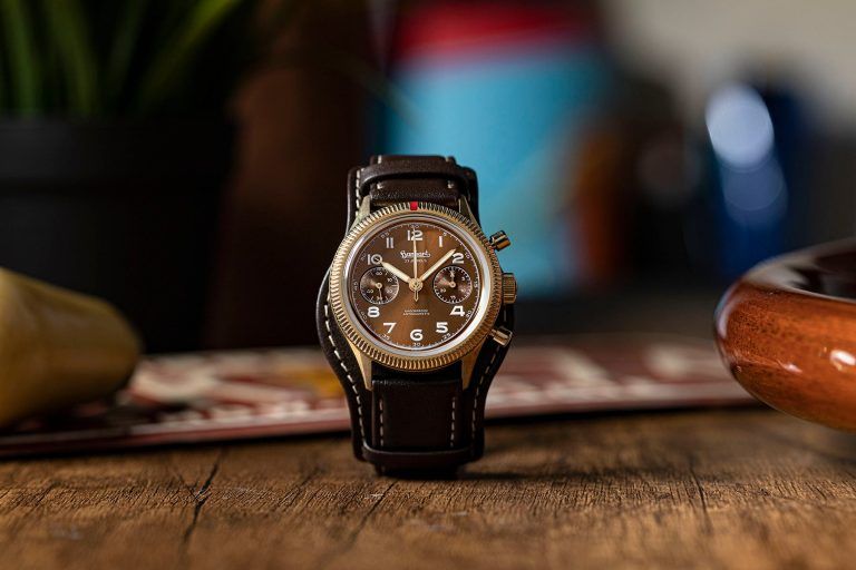 Kỳ Lân Luxury dong ho hanhart 417 chronograph edition no 2 copperhead x revolution the rake 4 Đồng hồ Hanhart 417 Chronograph Edition No. 2 “Copperhead”
