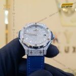 Kỳ Lân Luxury dong ho hublot classic fusion blue full diamond 38mm 565 nx 7170 7 scaled 1 Đồng hồ Hublot Classic Fusion Blue Full Diamond 38mm 565.NX.7170.LR