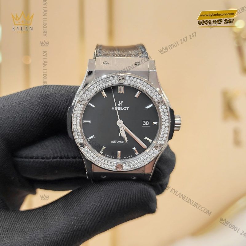 Kỳ Lân Luxury dong ho hublot classic fusion titanium diamonds 42mm 542 nx 1171 lr 1 1 1 Đồng Hồ Hublot Classic Fusion Titanium Diamonds 42mm