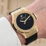 Kỳ Lân Luxury dong ho hublot classic fusion yellow gold 42mm 542 vx 1230 rx mdm 4 1 1 Đồng Hồ Hublot Classic Fusion Yellow Gold 42mm - 542.VX.1230.RX.MDM