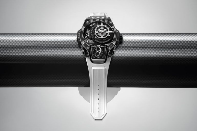 Kỳ Lân Luxury dong ho hublot mp 09 tourbillon bi axis white 3d carbon 4 Đồng hồ Hublot MP-09 Tourbillon Bi-Axis White 3D Carbon