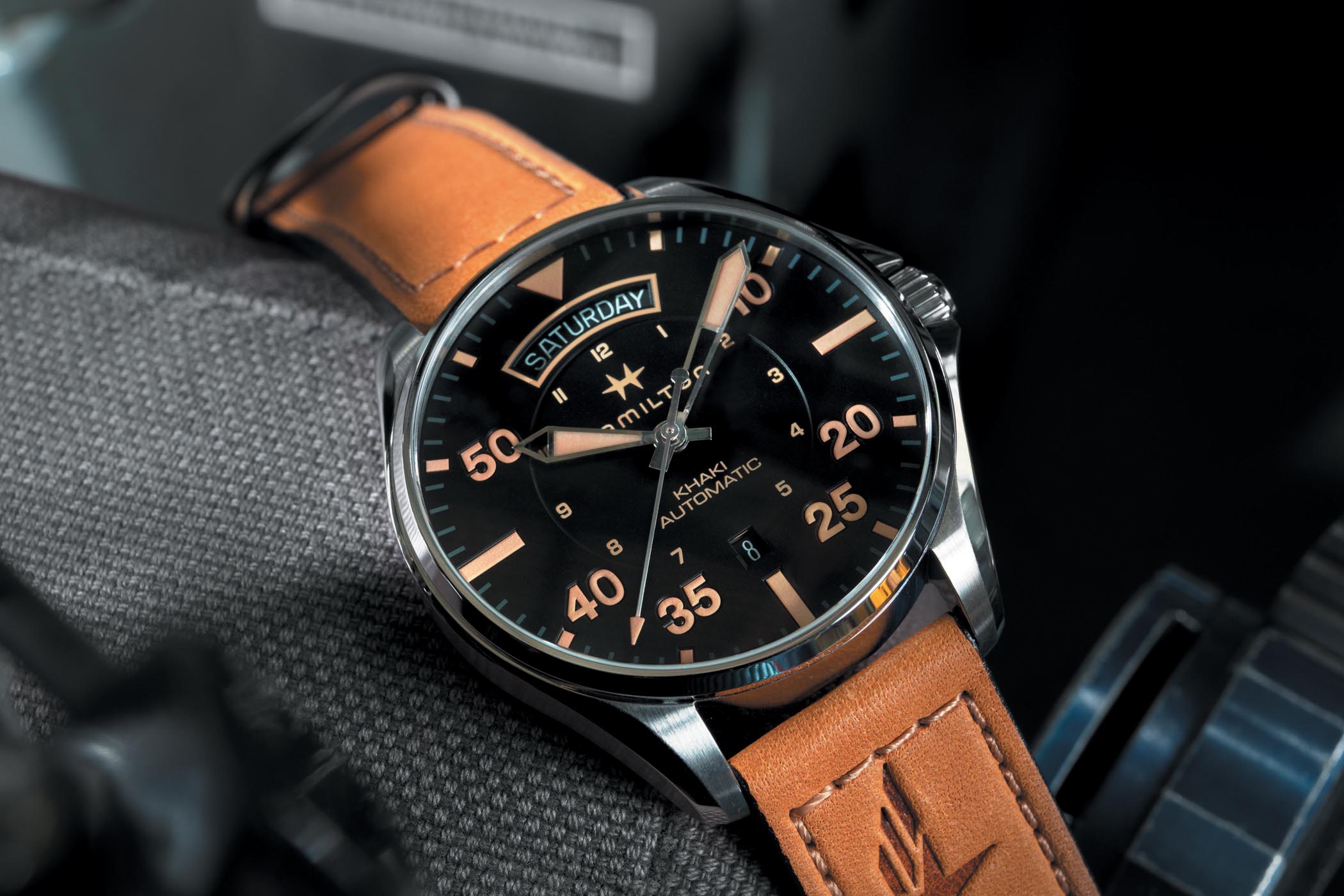 Kỳ Lân Luxury dong ho iwc 5 Đồng hồ đeo tay – công cụ gắn với các mốc phát triển của nhân loại (1)