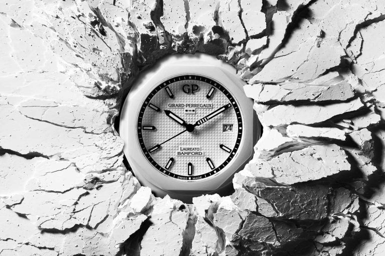 Kỳ Lân Luxury dong ho laureato ghost cua girard perregaux 1 Đồng hồ gốm trắng Laureato Ghost của Girard-Perregaux