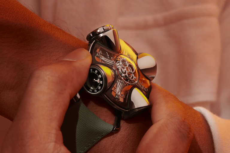 Đồng hồ MB&F HM11 Architect với Hộp xoay mới 1 Kỳ Lân Luxury dong ho mb f hm11 architect voi hop xoay moi 1 Đồng hồ MB&F HM11 Architect với Hộp xoay mới