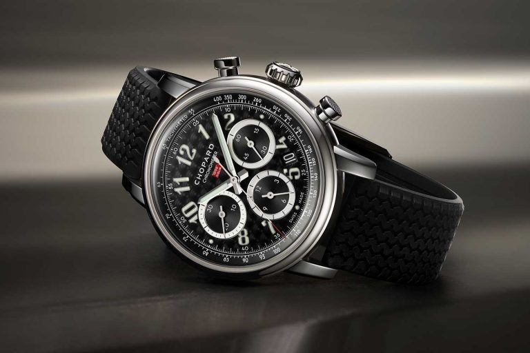 Kỳ Lân Luxury dong ho mille miglia classic chronograph lucent steel cua chopard 3 Đồng hồ Mille Miglia Classic Chronograph Lucent Steel của Chopard