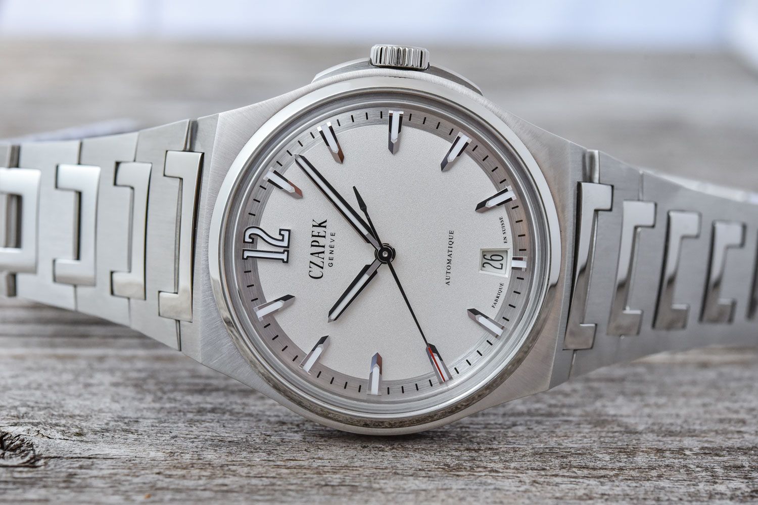 Kỳ Lân Luxury dong ho monochrome x czapek antarctique trang don sac 6 jpeg Đồng hồ Monochrome x Czapek Antarctique Trắng đơn sắc