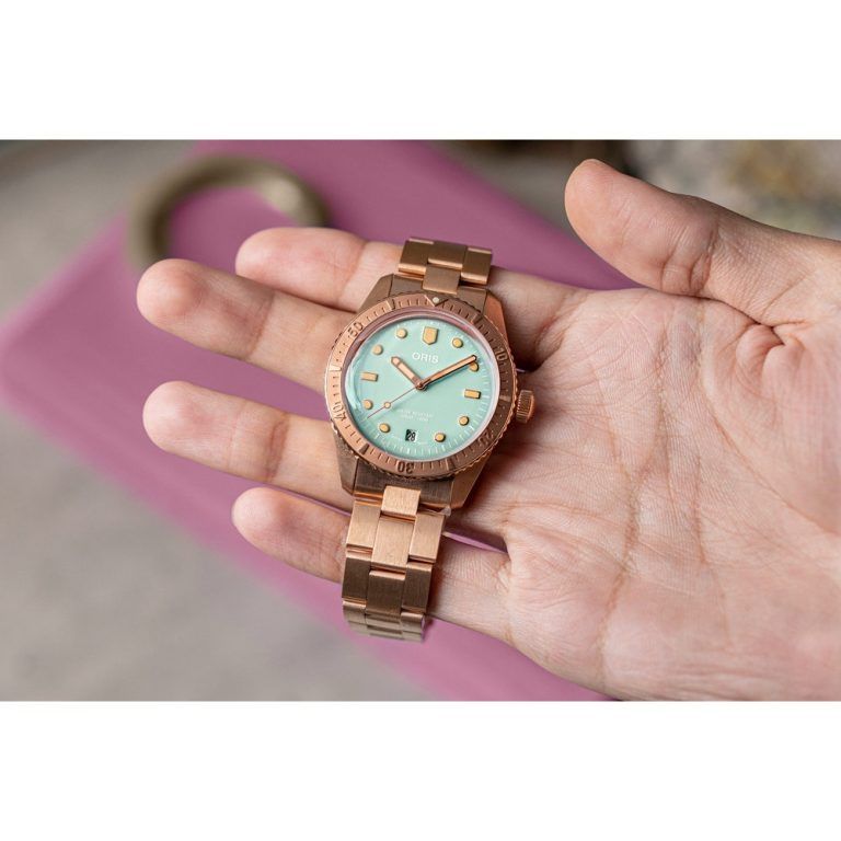 Kỳ Lân Luxury dong ho oris divers sixty five cotton candy 3 Đồng hồ Oris Divers Sixty-Five “Cotton Candy”