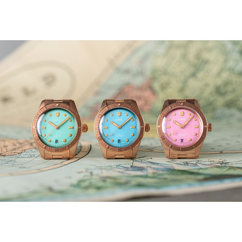 Đồng hồ Oris Divers Sixty-Five “Cotton Candy Lipstick Pink”