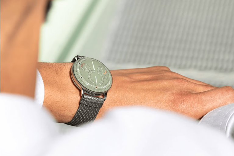 Kỳ Lân Luxury dong ho ressence type phien ban moi ressence type 3 ee 2023 kylan 3 Đồng hồ Ressence Type phiên bản mới TYPE 3 EE