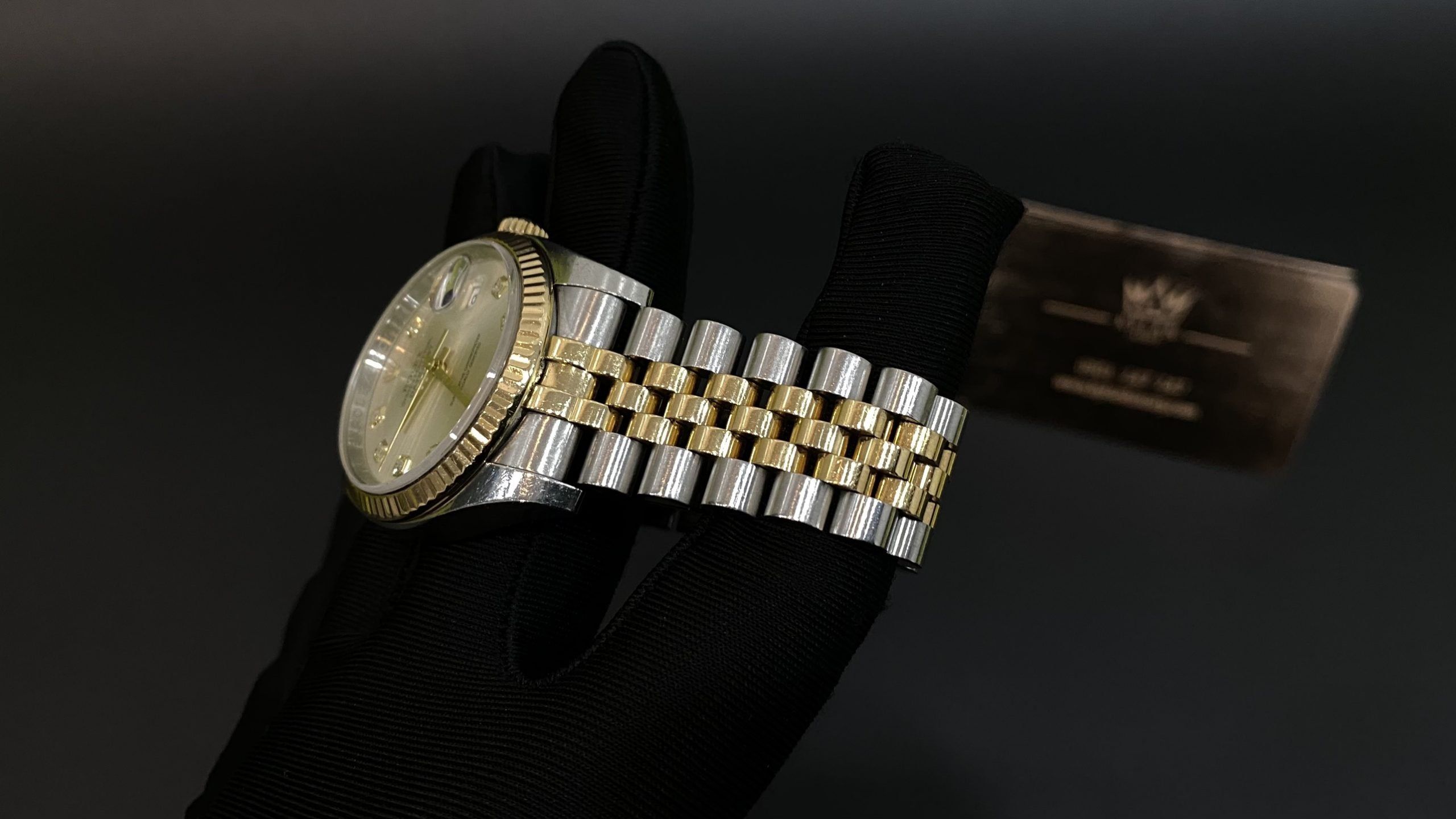 Kỳ Lân Luxury dong ho rolex datejust 1 scaled Đồng hồ Rolex Datejust 116233