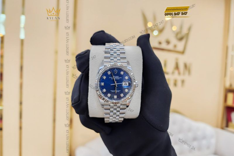 Đồng hồ Rolex Datejust 36 126234-0057 mặt số xanh họa tiết nếp gấp
