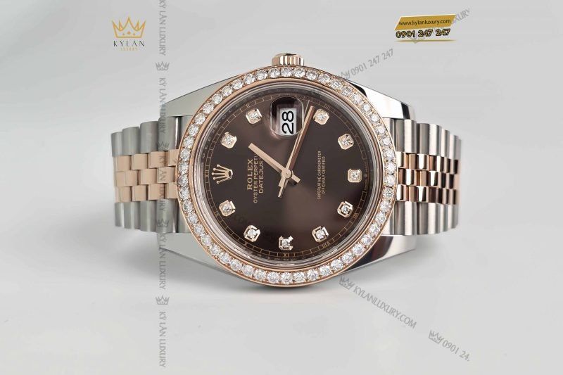 Kỳ Lân Luxury dong ho rolex datejust 41 126331 mat chocolate vanh bezel custom kim cuong 14 scaled 1 Đồng hồ Rolex Datejust 41 126331 mặt Chocolate vành bezel custom kim cương