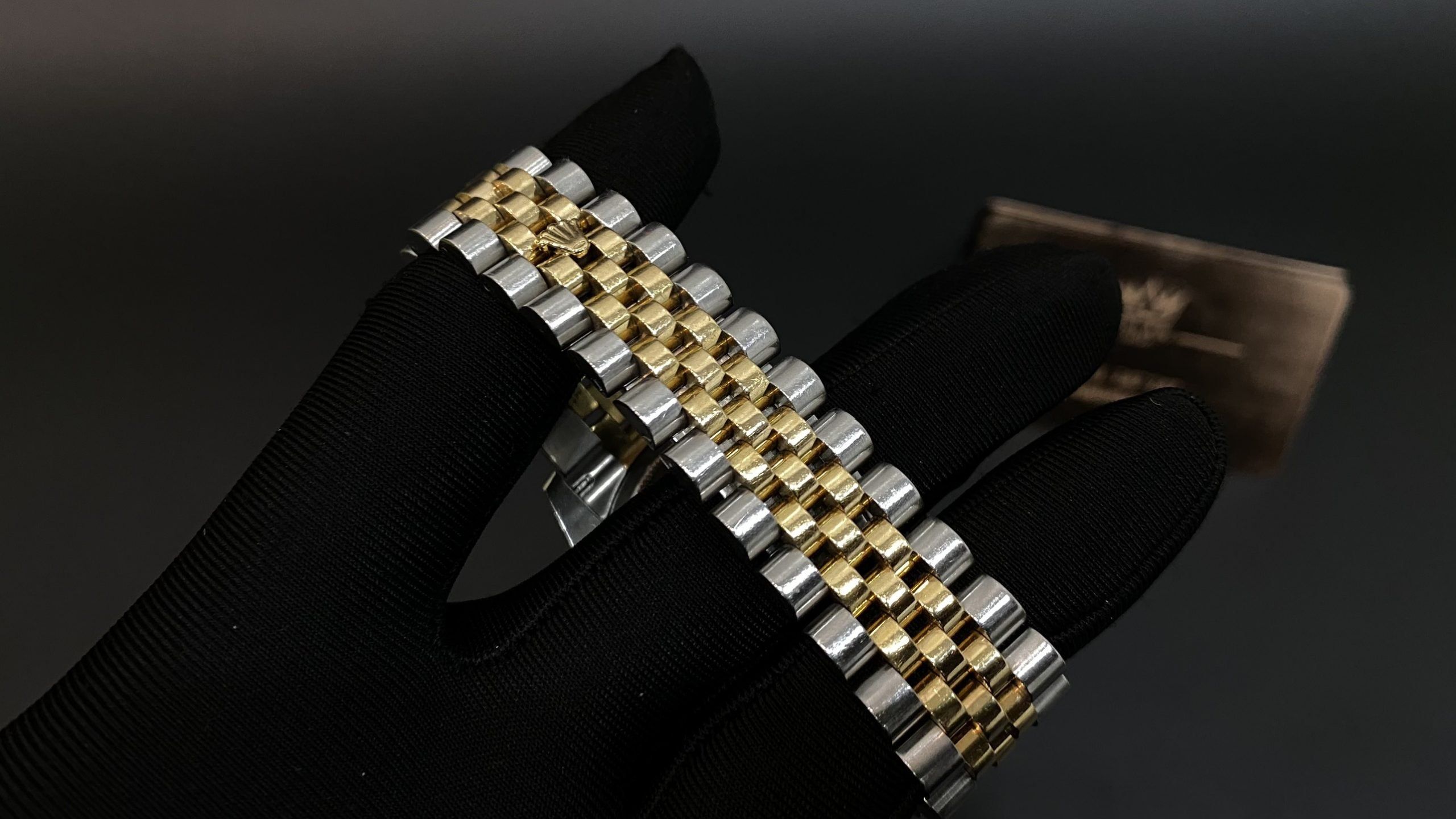 Kỳ Lân Luxury dong ho rolex datejust 5 scaled Đồng hồ Rolex Datejust 116233