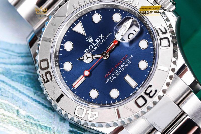 Kỳ Lân Luxury dong ho rolex yacht master 40m 126622 0002 7 scaled 1 Đồng Hồ Rolex Yacht-Master 40 126622-0002 Mặt Số Xanh Dương