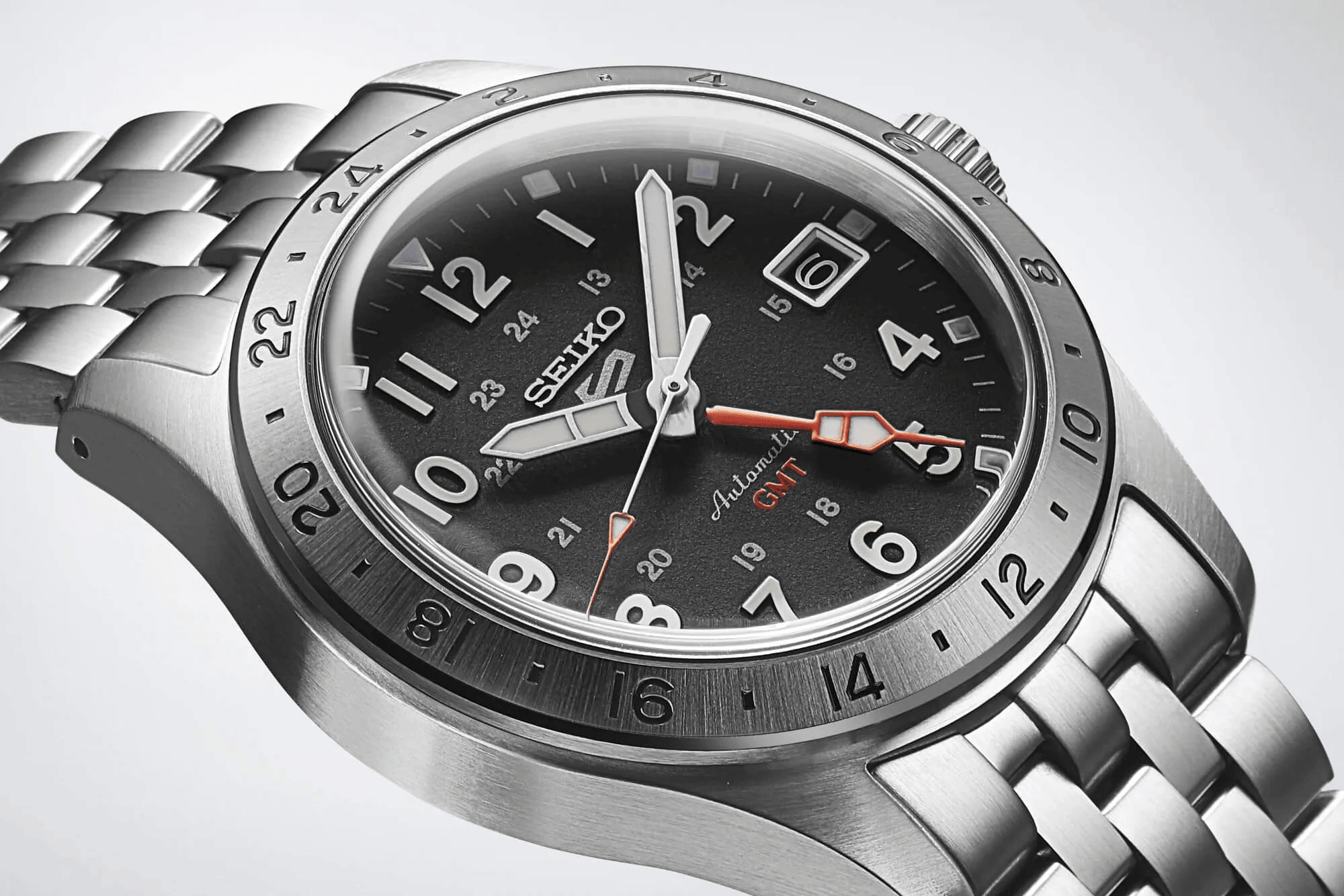 Đồng hồ Seiko 5 Sports GMT