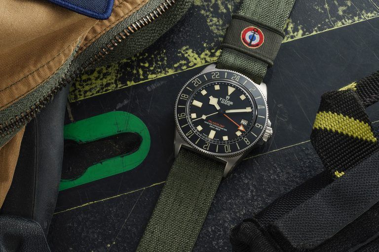 Kỳ Lân Luxury dong ho tudor pelagos fxd zulu time 2024 2 Đồng hồ Tudor Pelagos FXD “Zulu Time” 2024