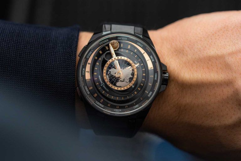 Kỳ Lân Luxury dong ho ulysse nardin blast moonstruck 2022 6 Đồng hồ Ulysse Nardin Blast Moonstruck 2022