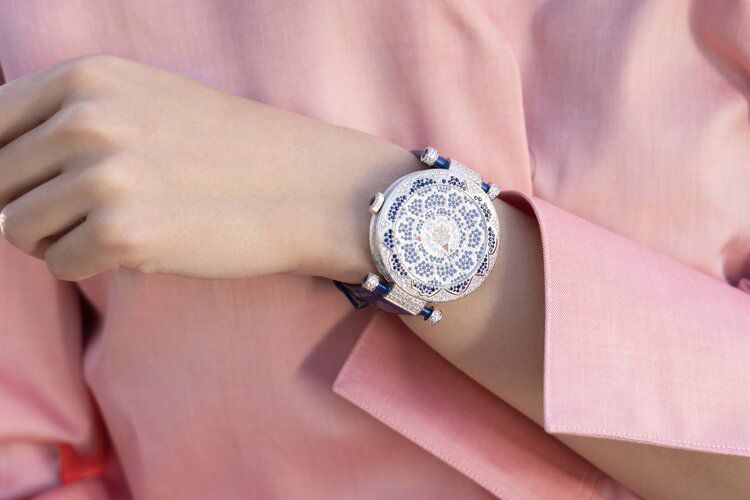 Kỳ Lân Luxury double mystery peony bl Khám phá top 10 tuyệt đỉnh thời gian của Franck Muller tung ra thị trường (PHẦN 3)